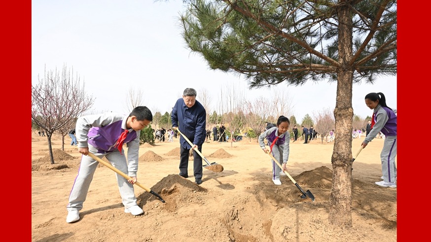 习近平在参加首都义务植树活动时强调  为山川大地增添锦绣 让中国式现代化底色更加亮丽  李强赵乐际王沪宁蔡奇丁薛祥李希参加