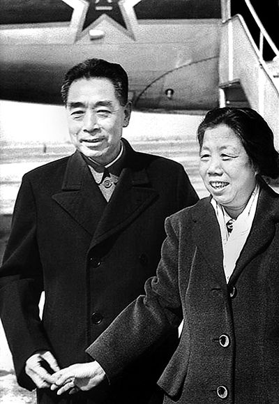 周恩来、邓颖超的两封家书