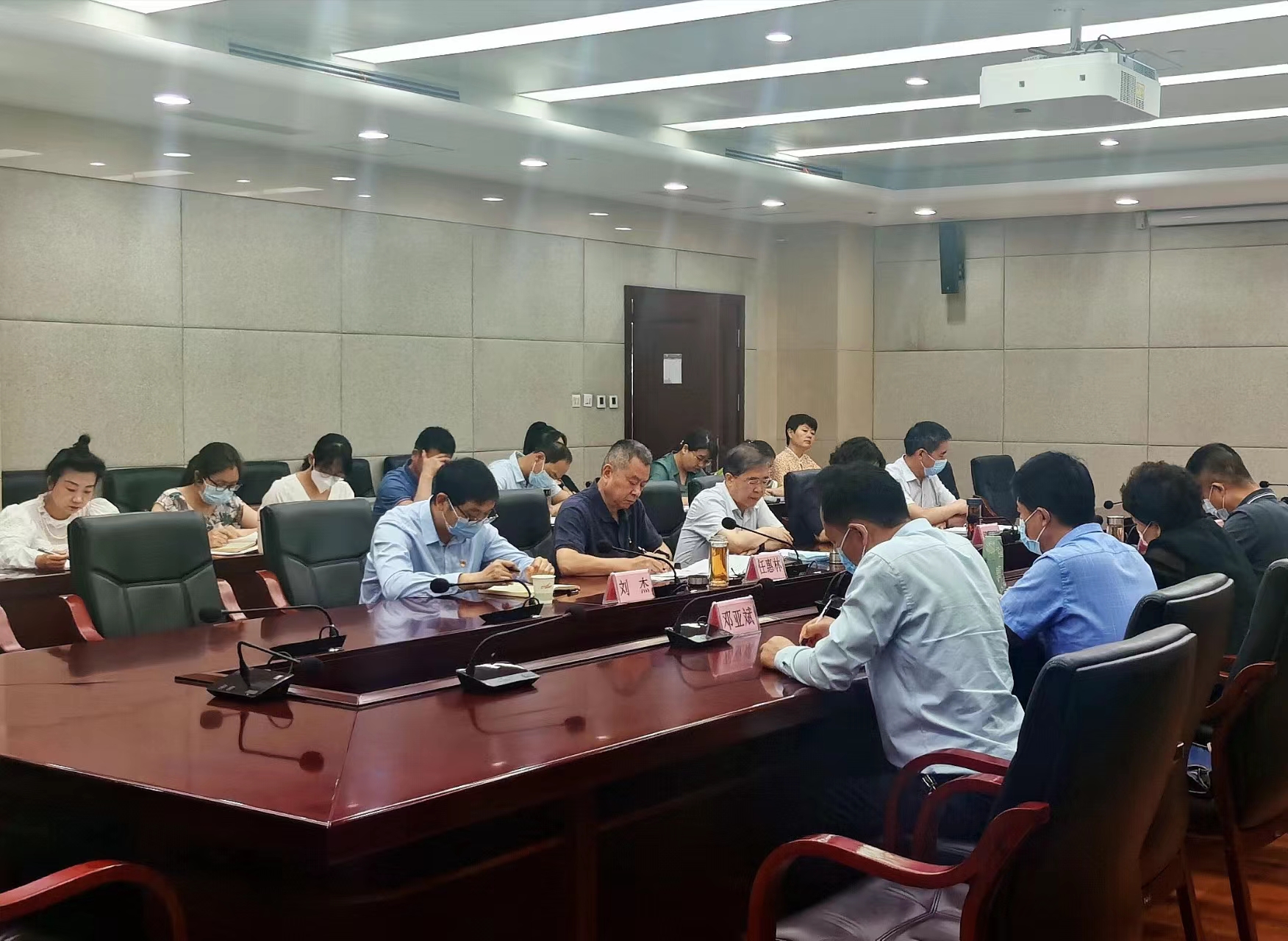 1687910618632081721.jpg 1687910618632081721.jpg